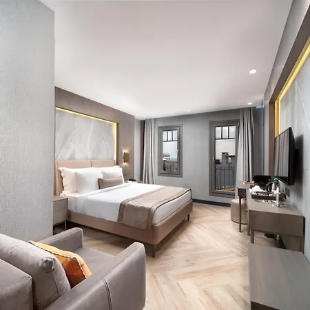 Motto By Mula Hotel