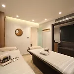 Motto By Mula Hotel 4*